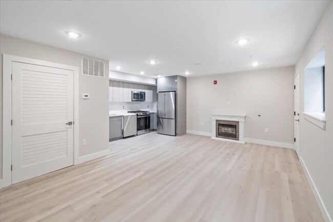 Photo - 526 64th St Unit 1