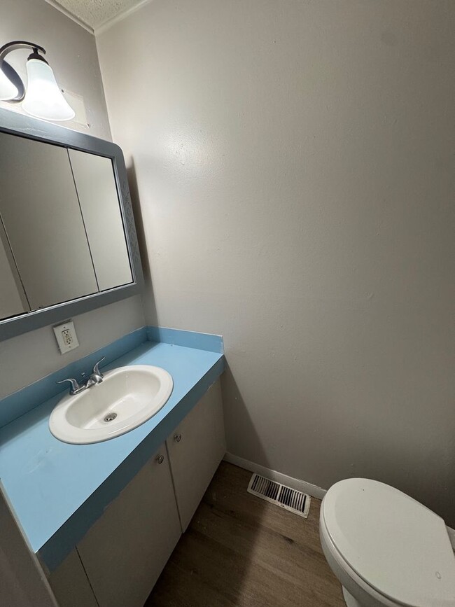 Photo - 1008 Reed Rd