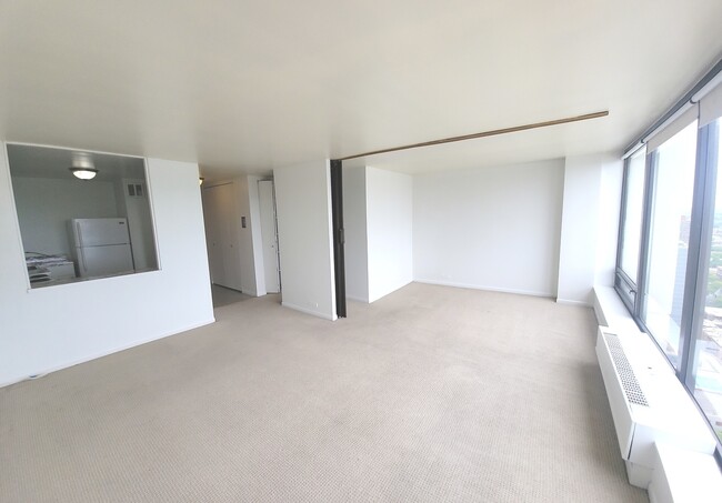 Photo - 5445 N Sheridan Rd Unit 3605