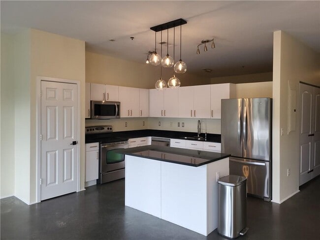 Photo - 560 Dutch Valley Rd NE Unit 2205