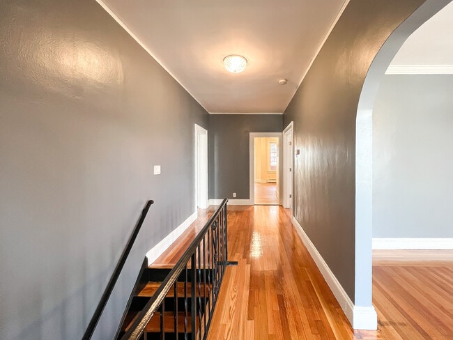 Photo - 144 Winchester St