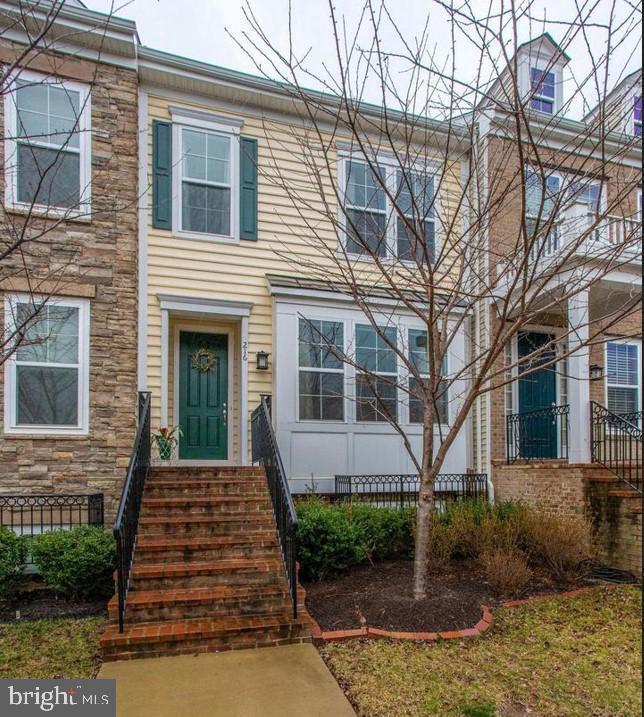 Photo - 216 Apricot St Townhome