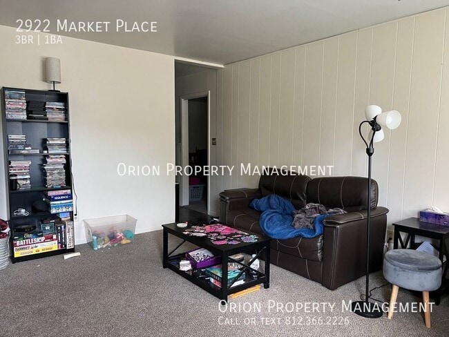 Photo - 2922 S Market Pl