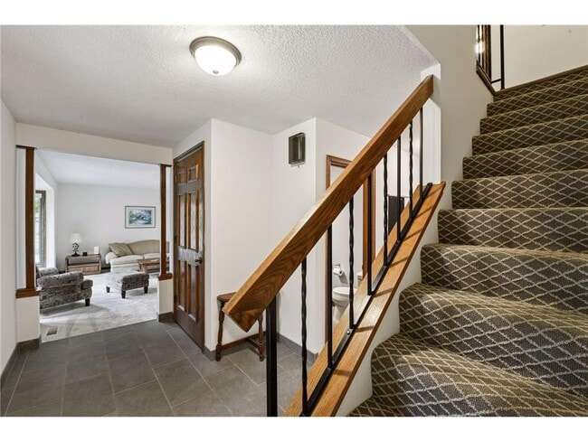 Photo - 9933 Balmoral Ln