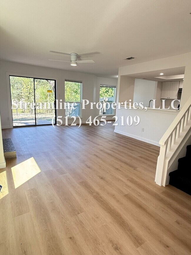 Photo - Stylish 3-Bed Duplex with Creekside Views ...