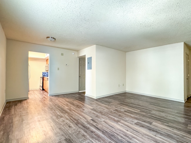 AOA_-09.jpg - Ardendale Oaks Apartments