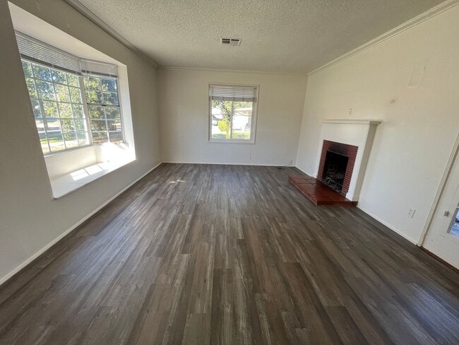 1004 Occidental Dr Unit Front House