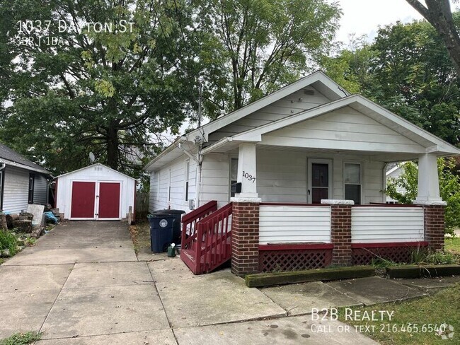 Building Photo - Charming 3-Bedroom Property in Prime Location Rental