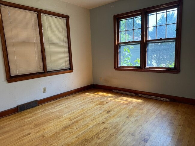 Building Photo - 2644 E Lawn Ct Unit #1 Rental