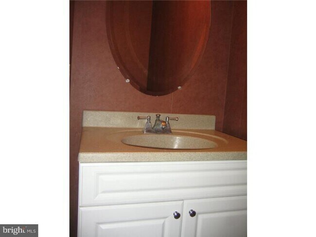 Photo - 39 O'Neill Ct