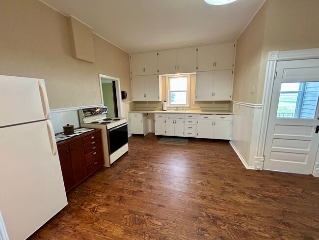 Photo - 11025 Ravenna Rd