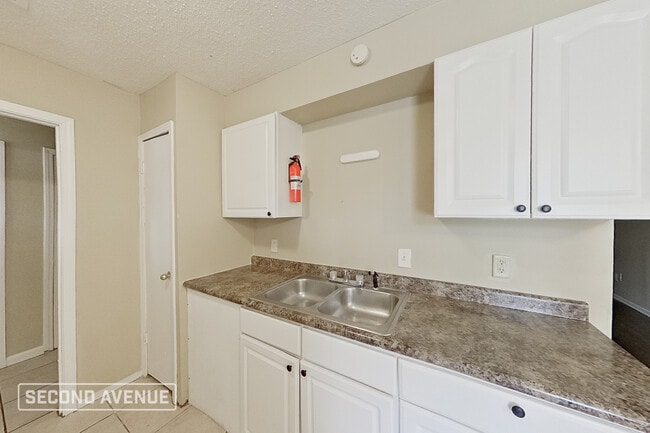 Photo - 5792 Jardin Pl