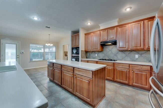 Photo - 1903 Blue Water Bay Dr