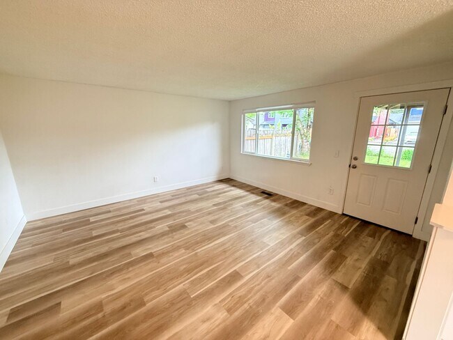Photo - Cute 3 bedroom 1 bath Close to Brentwood City Park and freeway access.
