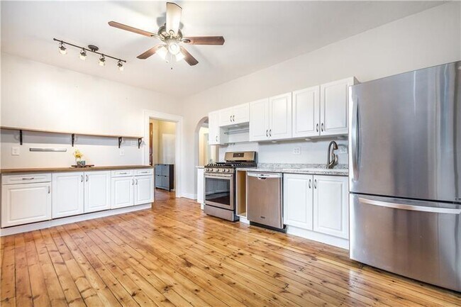 Photo - 1549 McFarland Rd