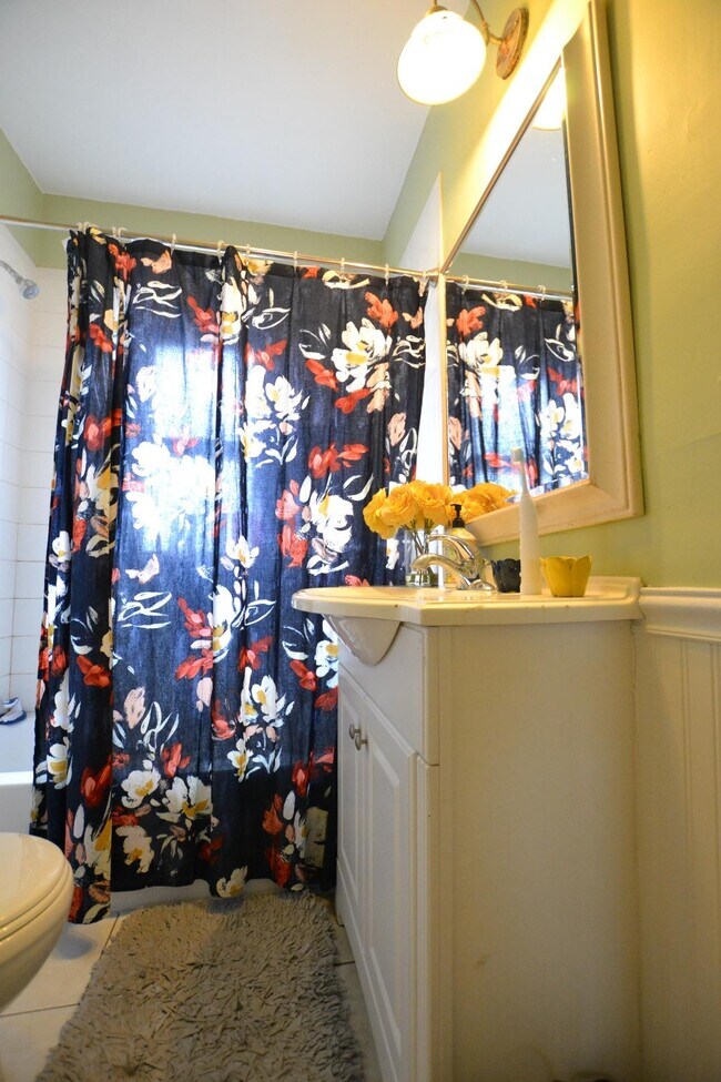 47 Hobson St Unit 2