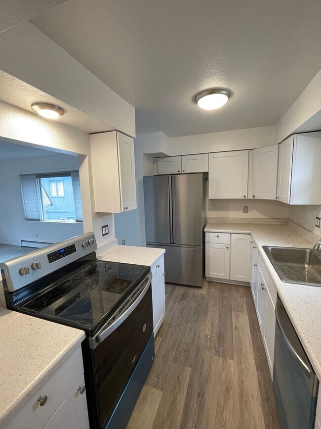Photo - 8521 Golden St Unit 1