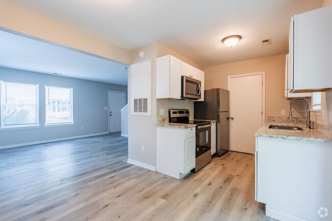Building Photo - 608 Hilltop Dr Rental