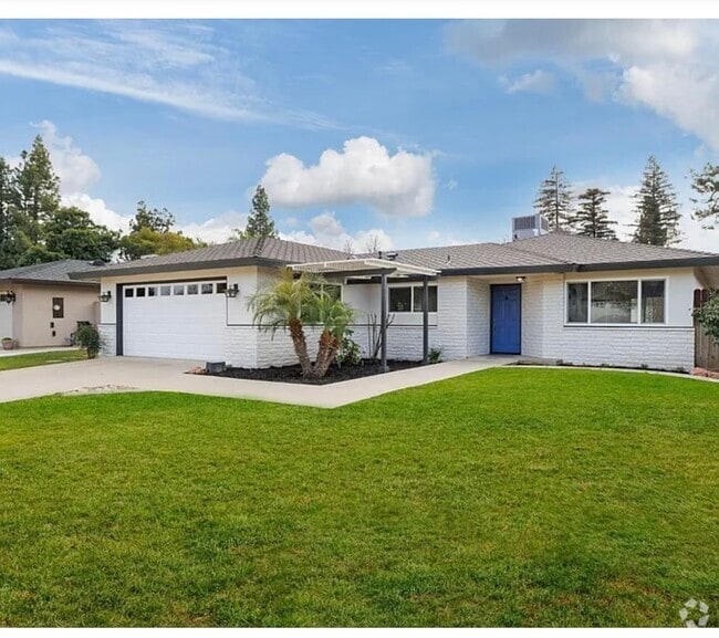 Building Photo - 6901 Caswell Ave Rental
