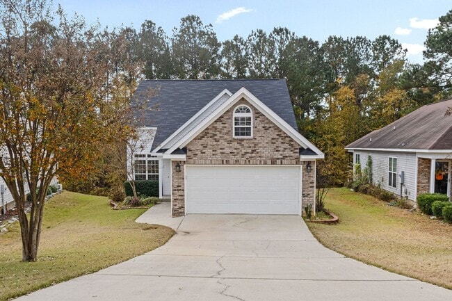Photo - Grovetown home in pool community!