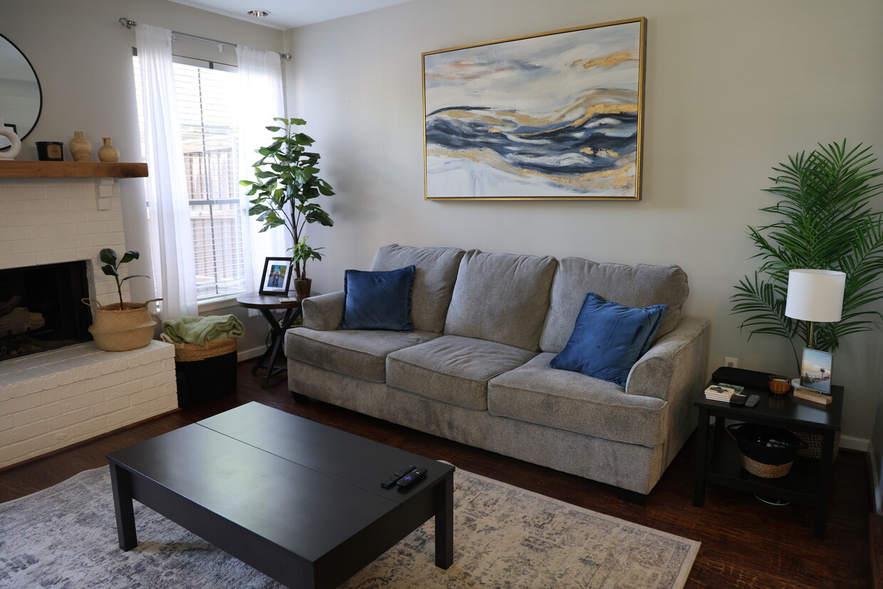 Photo - 4102 Bowser Ave (Dallas, TX)