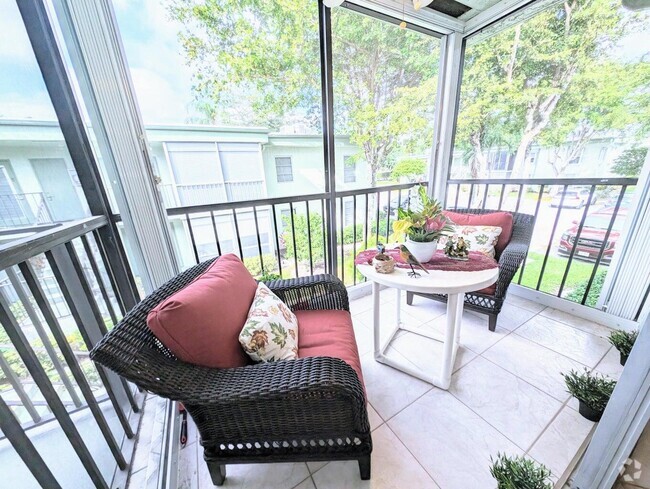 Building Photo - 7515 S Oriole Blvd Unit 203 Rental
