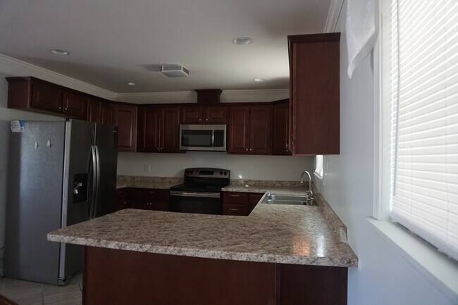 Photo - 937 St Johns Church Rd