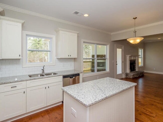 Photo - 4547 Willie Daniel Dr