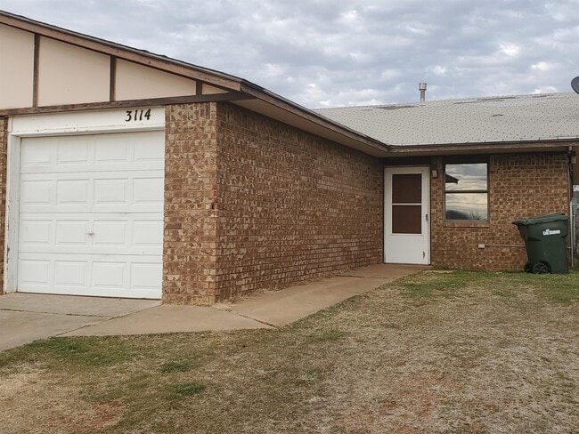 Building Photo - 3114 Forestridge Dr. Rental