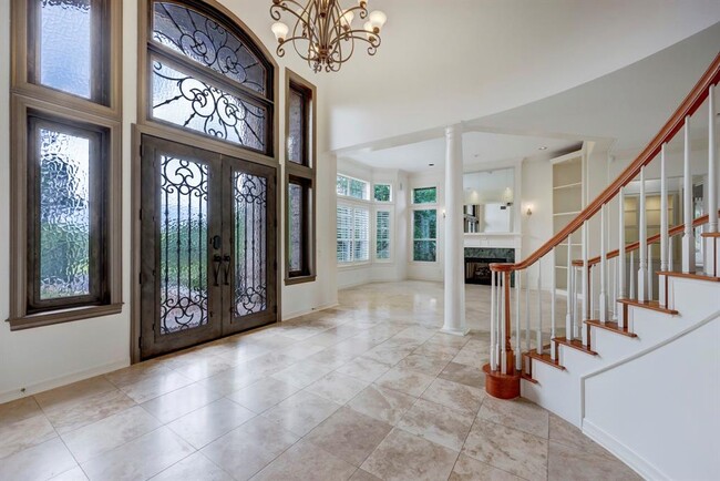 Photo - 3105 Lacevine Ln
