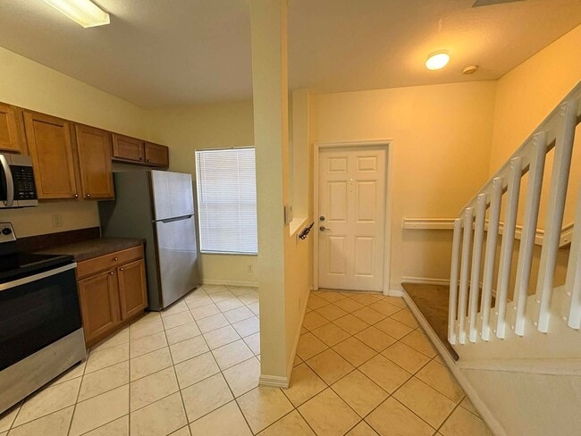Photo - 2/2.5 Townhome in Fort Myers for Rent