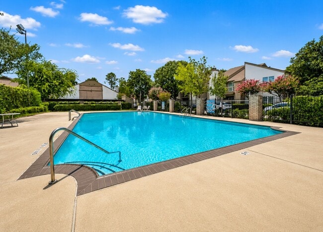 Photo - 10047 Westpark Dr Unidad 77