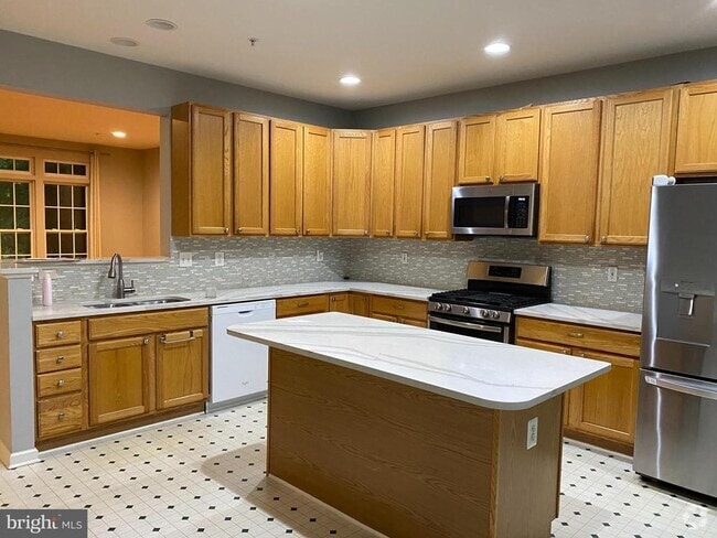 Building Photo - 2212 Barnet Ct Rental