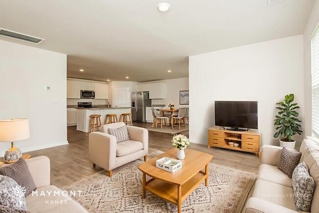 Photo - 105 Clover Walk Dr