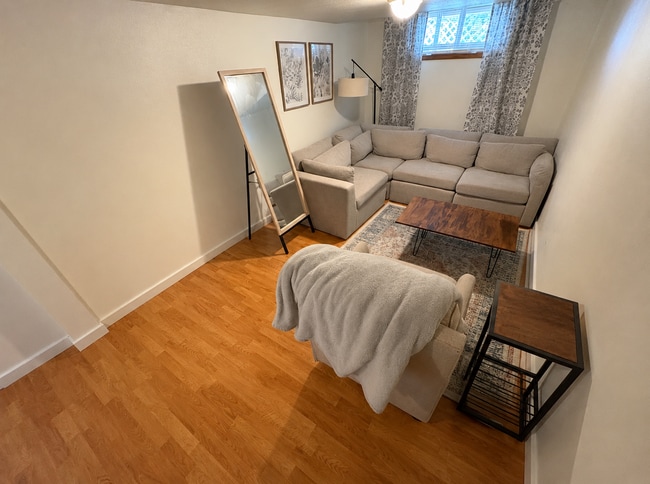 Photo - 530 W C St Unit 2
