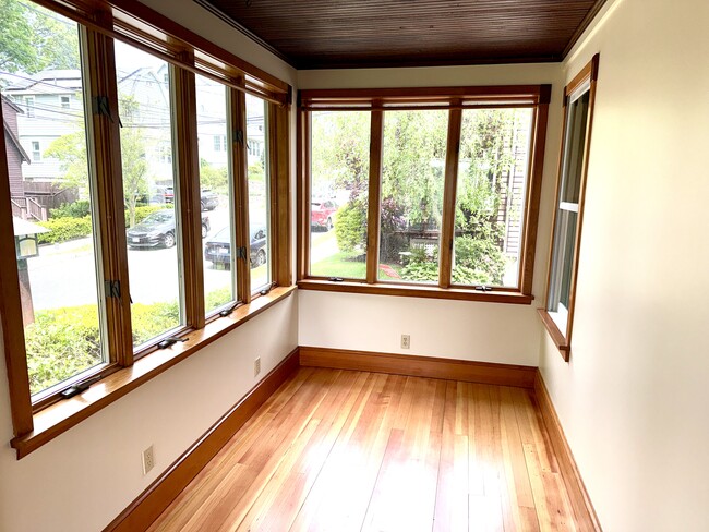 Photo - 39 Newland Rd