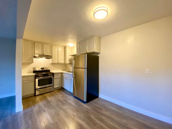 Photo - The Carlton Apartments