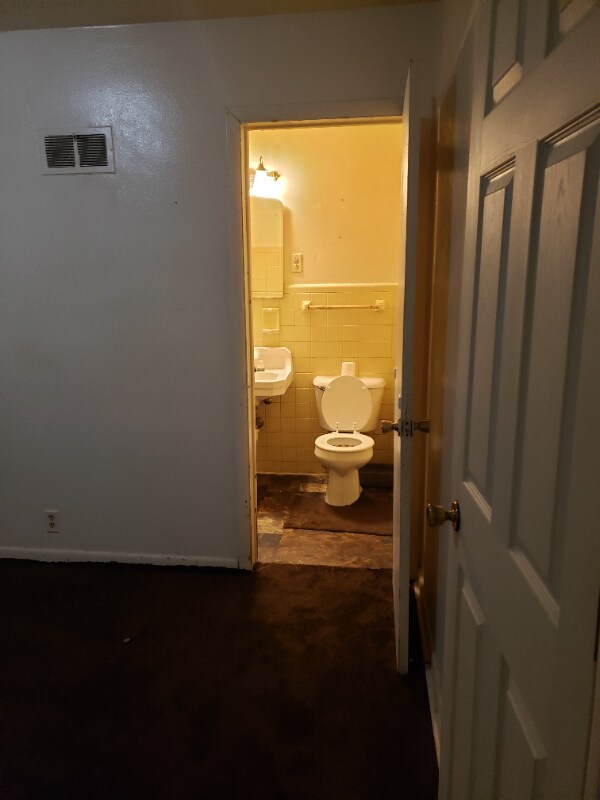 1005 Garfield Ave Apartment Unit 3 Rockford, IL