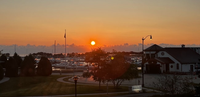 Balcony View at Sunset - 35 Harborview Dr Unidad 205 Rental