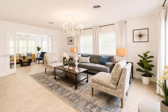 Photo - 5380 SW 92nd Ave