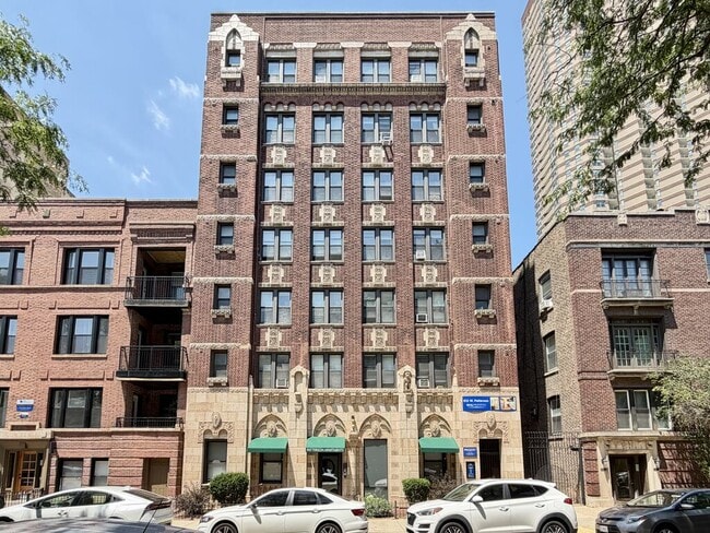Building Photo - 623 W Patterson Ave Unit J03W