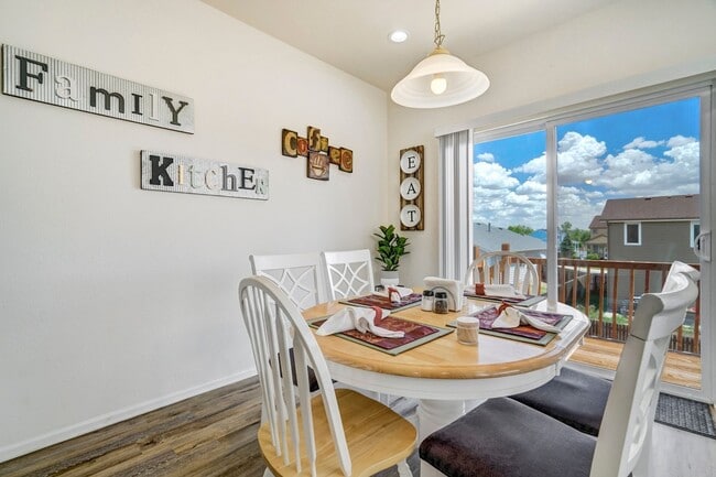 Photo - 1415 Legend Oak Dr