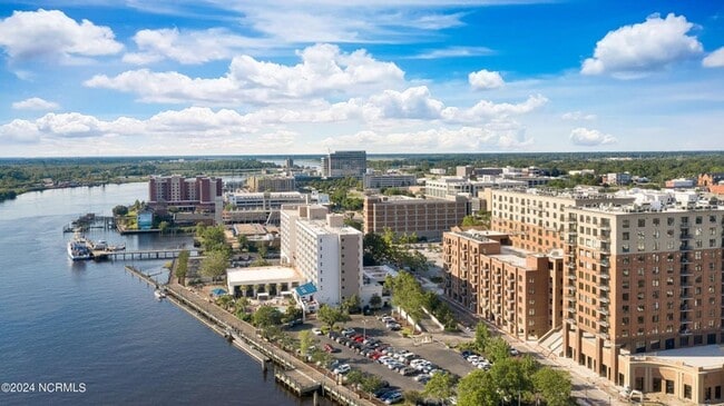 Welcome to your dream condo in the heart o... - Welcome to your dream condo in the heart o... Unidad W240-1