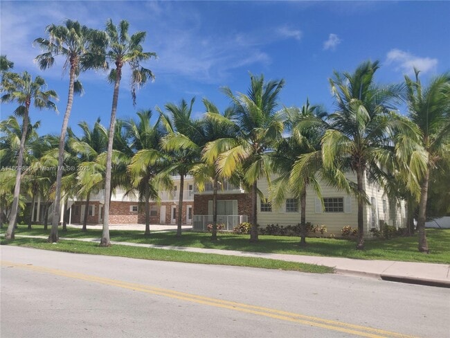 Building Photo - 100 Sunrise Dr Unit 28 Rental