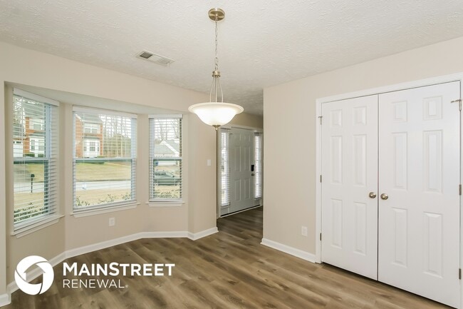 Photo - 6059 Shadow Lake Way