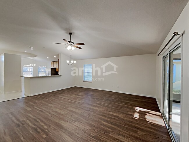 Photo - 1020 Beckingham Dr