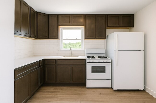 Building Photo - 34 Mawhinney Ave Unit 2FL