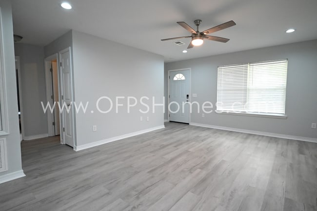 Photo - 3/2 in Pensacola!