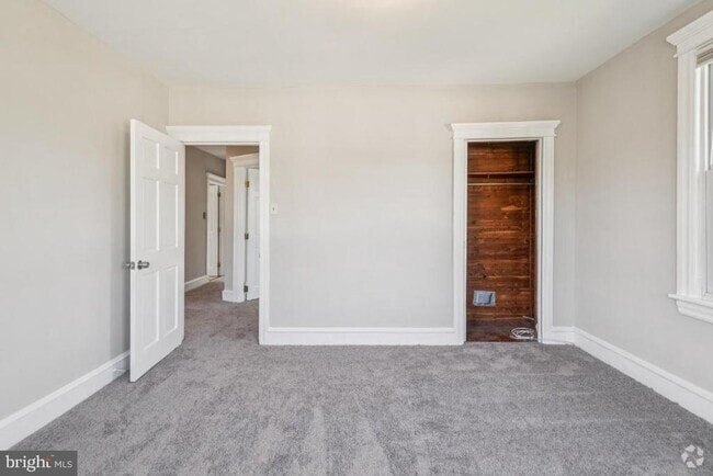 Building Photo - 608 Clements Bridge Rd Rental