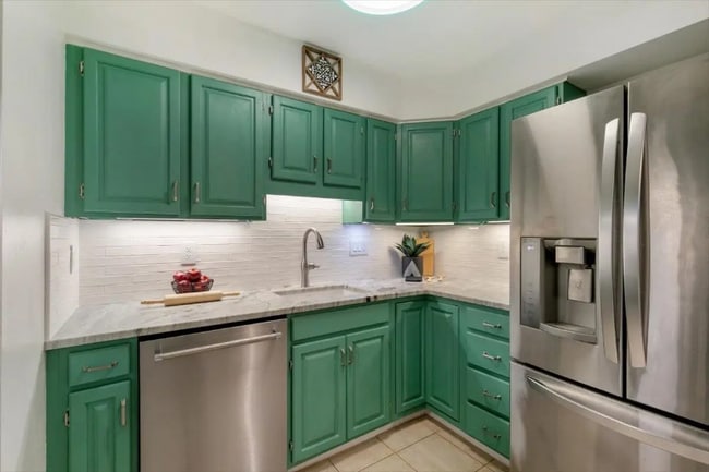 Photo - 504 Springbrook Cir